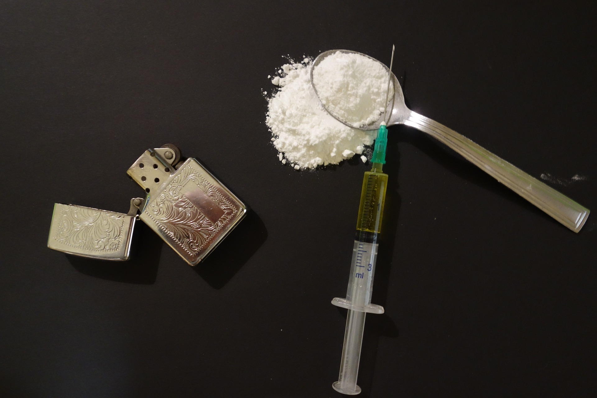 Drugs - Spoon and syringe